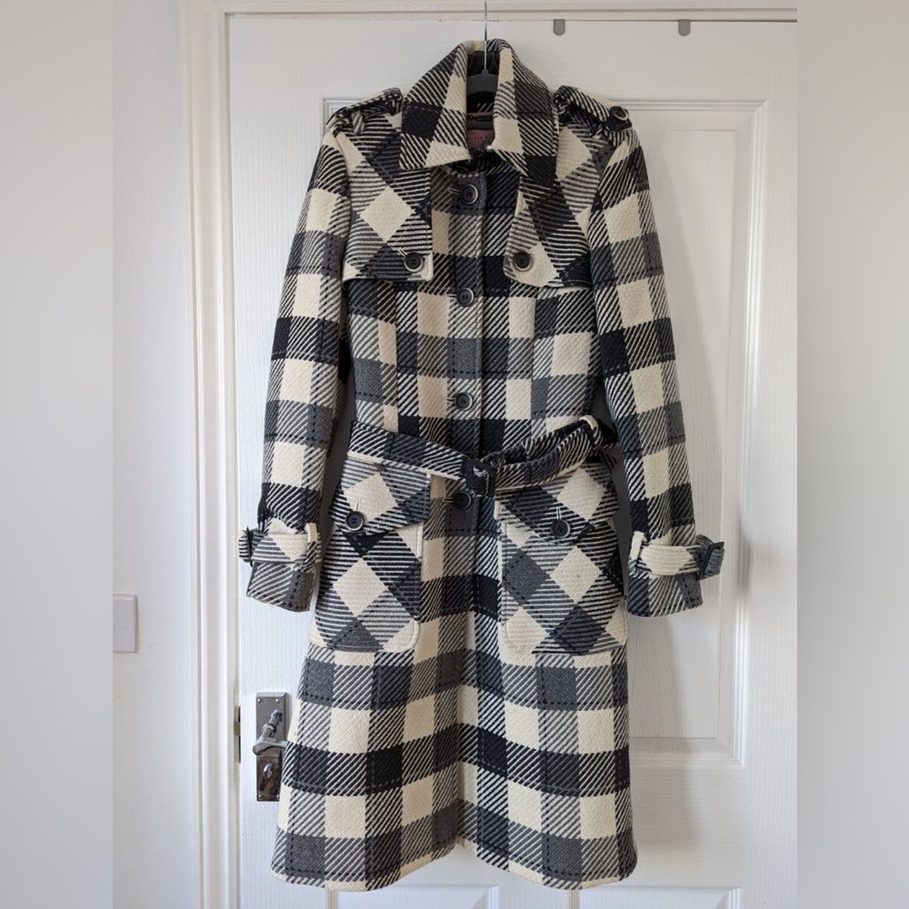 Ted Baker Women's Black & White Maddie Wool Thick Trench Coat size 2 (Small)